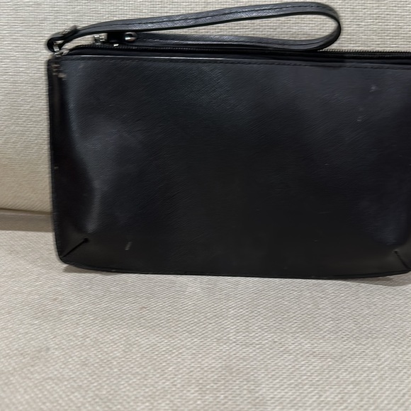 Black Coach wristlet with bow detail - Picture 2 of 3